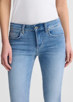 Jeans a zampa