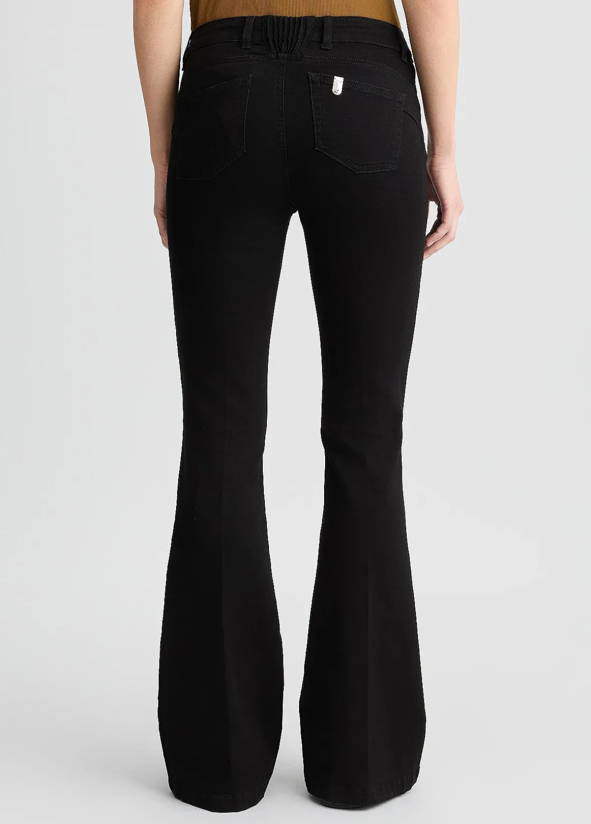 Jeans a zampa