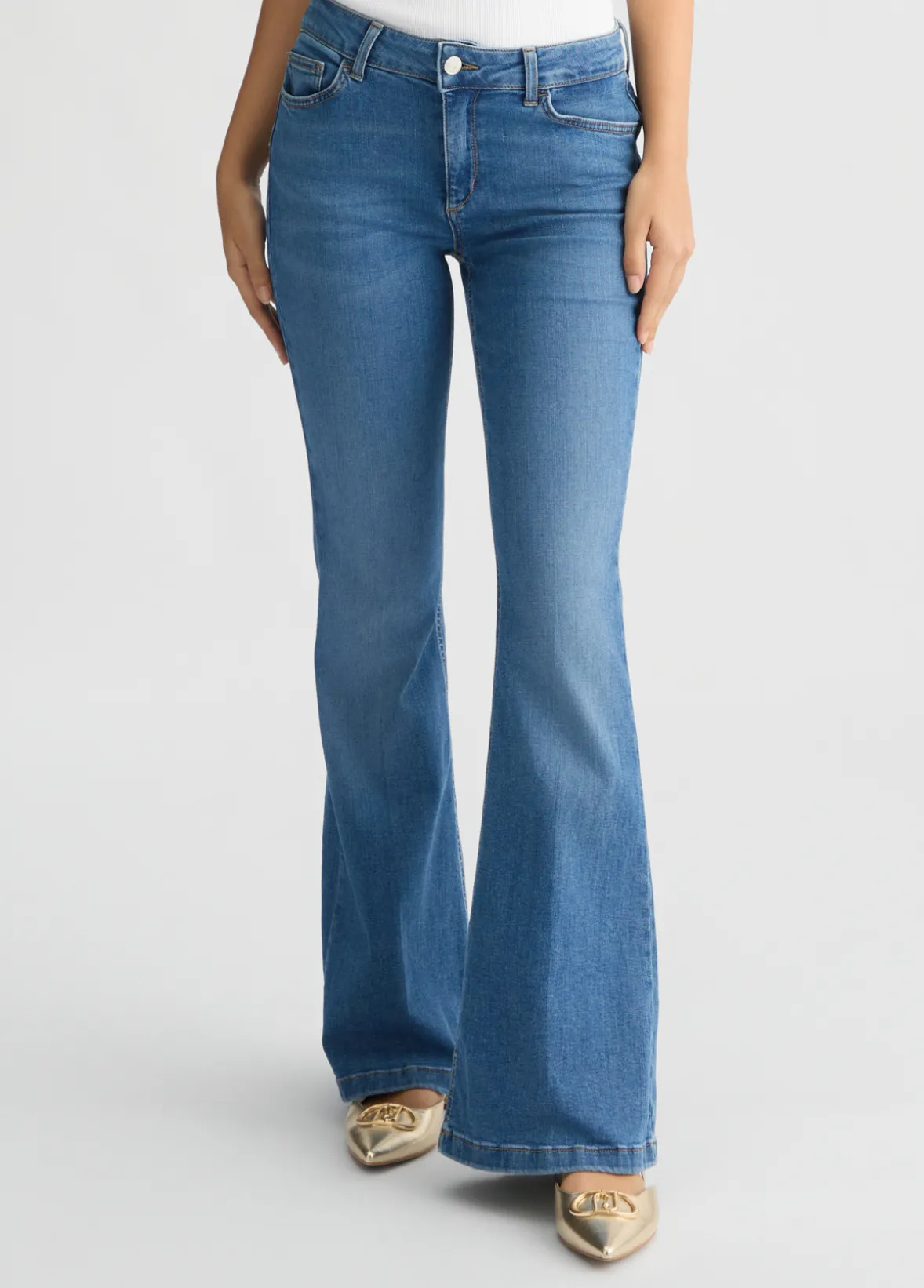 Jeans a zampa