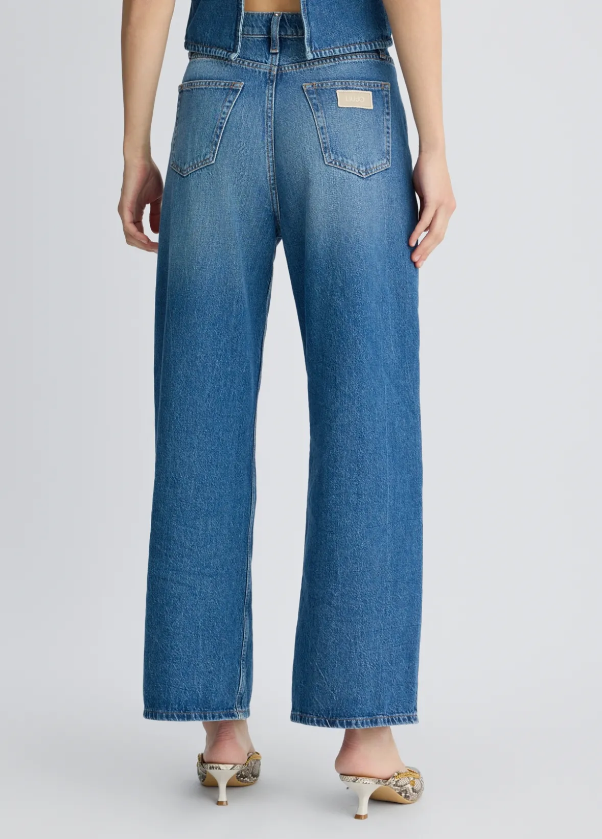 Jeans baggy a vita bassa