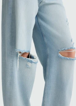 Jeans baggy con strappi