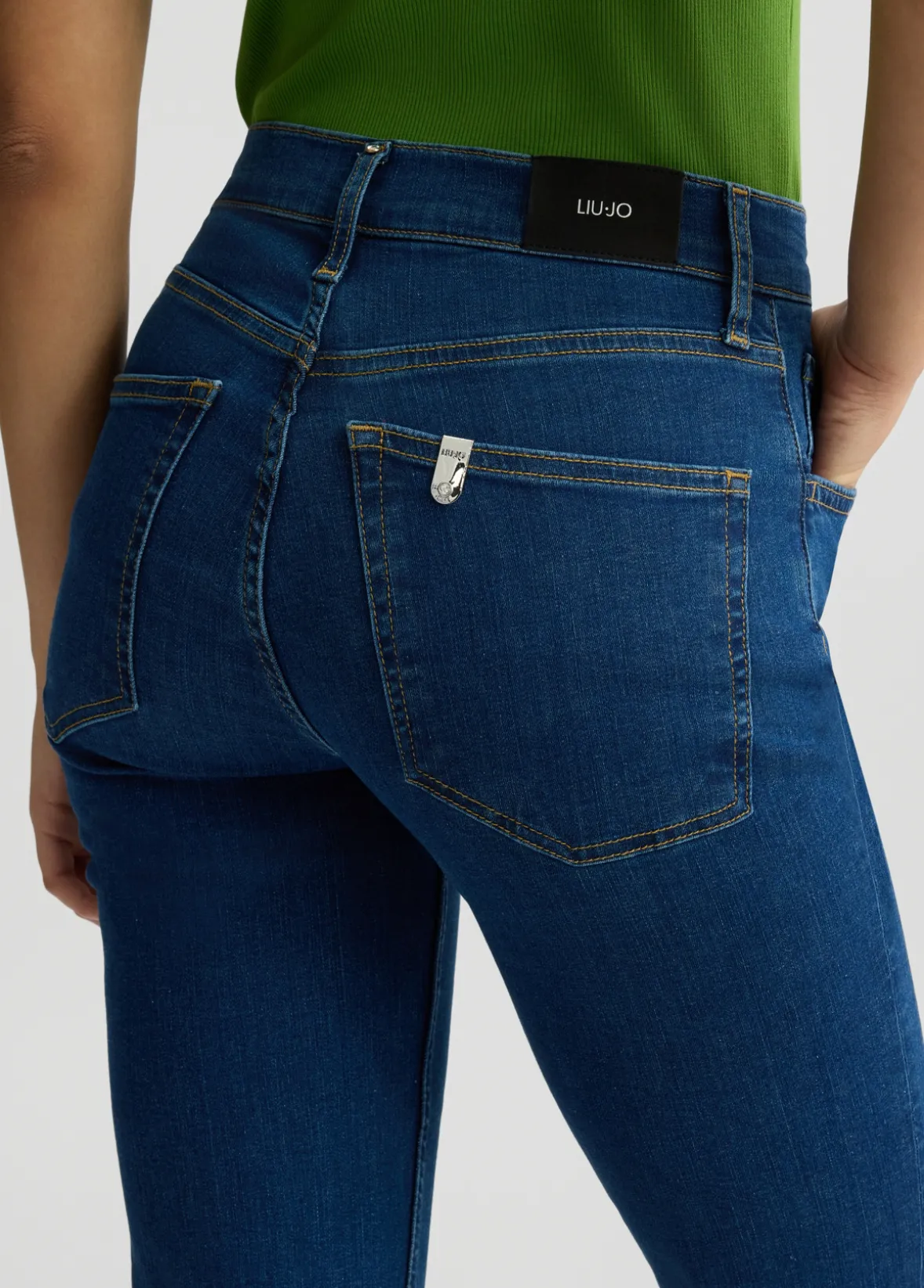 Jeans bootcut a vita alta