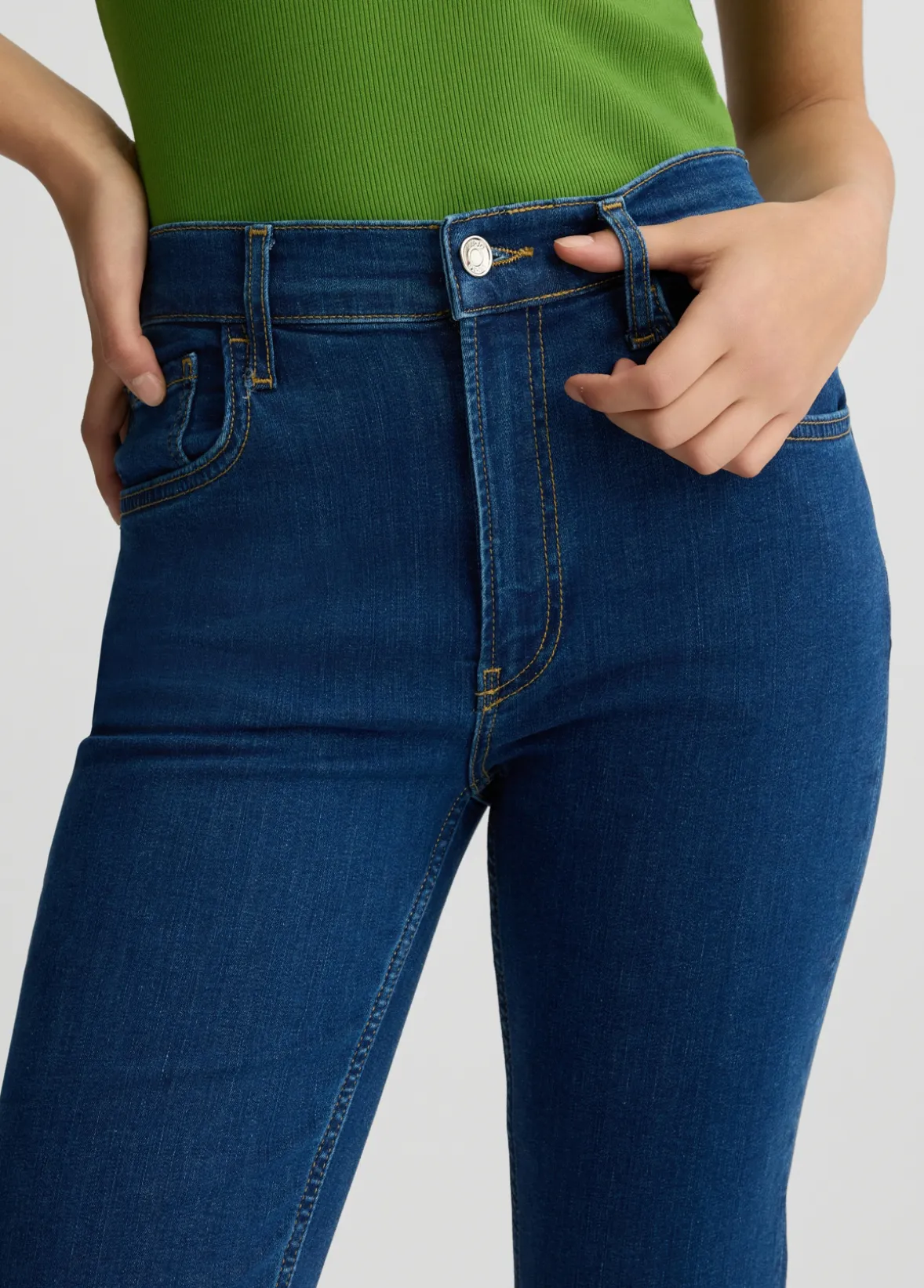 Jeans bootcut a vita alta