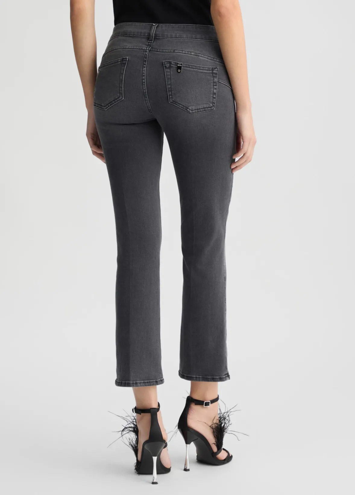 Jeans bootcut con strass
