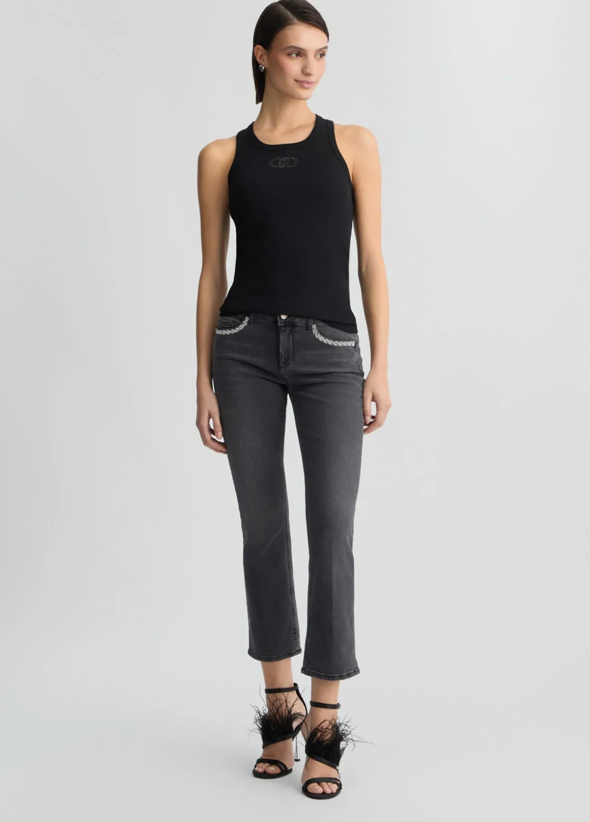 Jeans bootcut con strass
