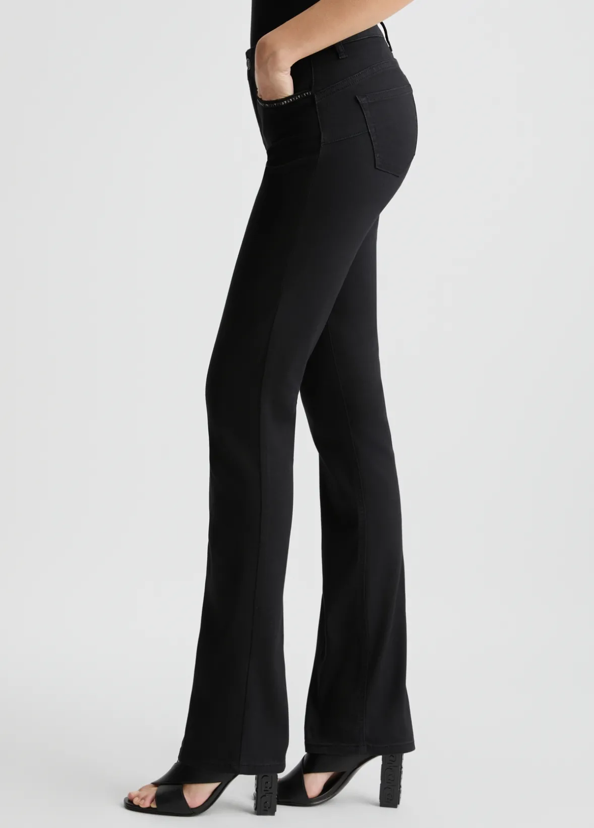 Jeans bootcut con strass