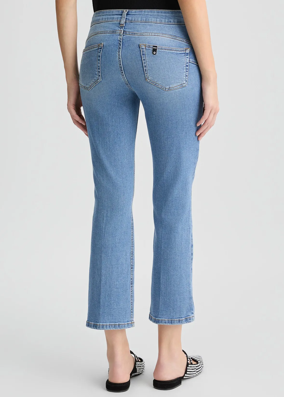 Jeans bootcut con strass