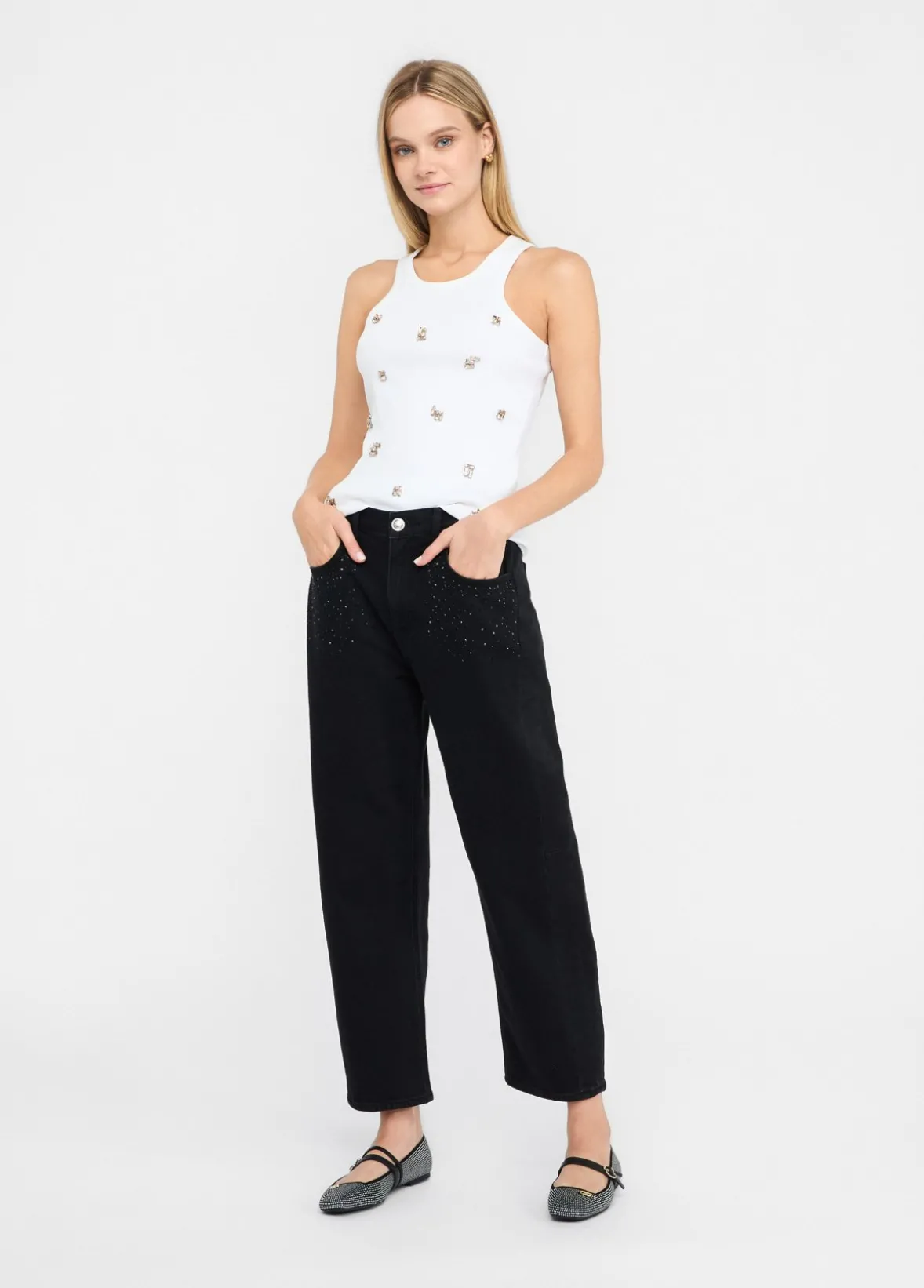 Jeans boyfriend con strass