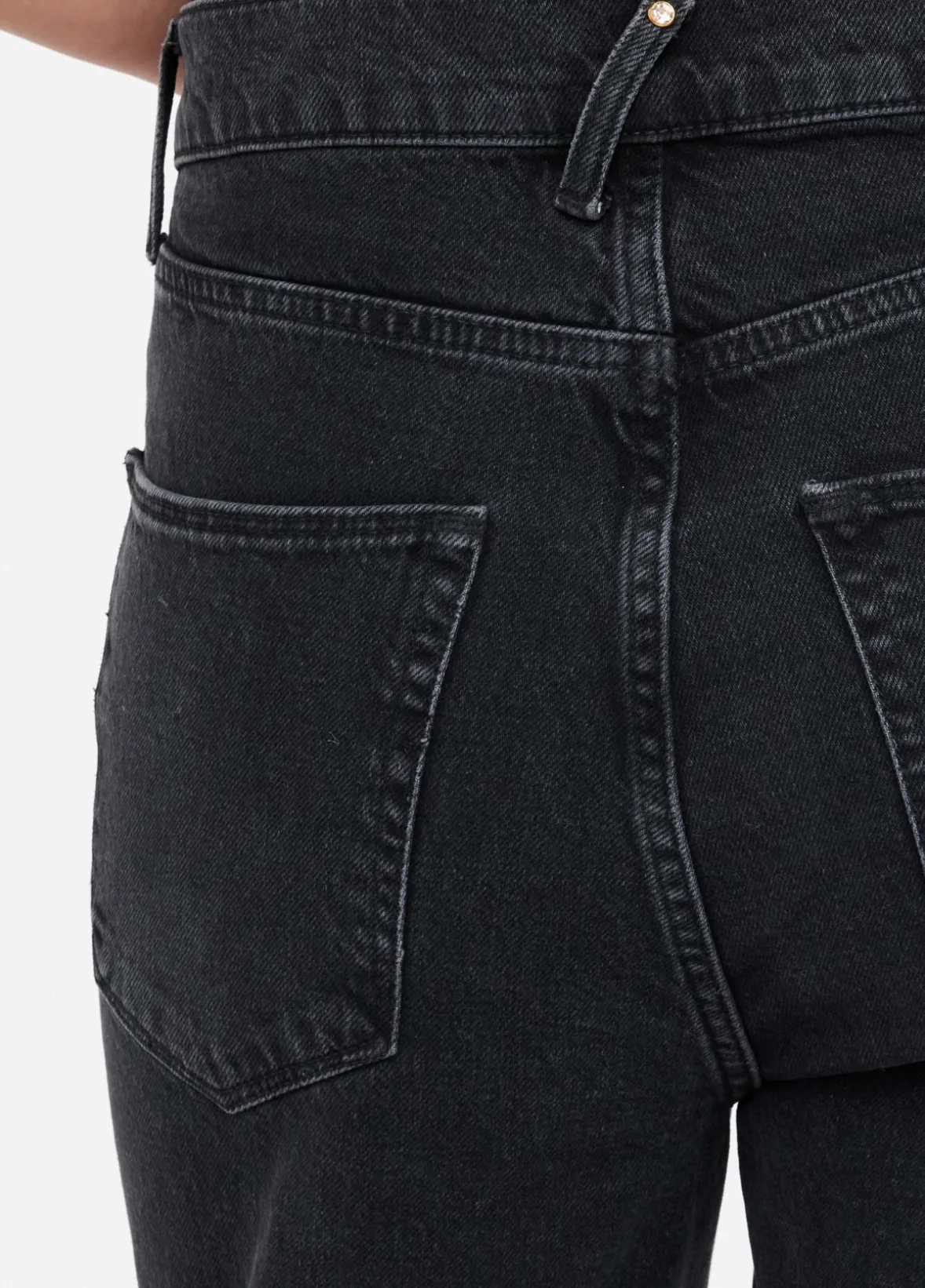Jeans boyfriend con tasca matelassé