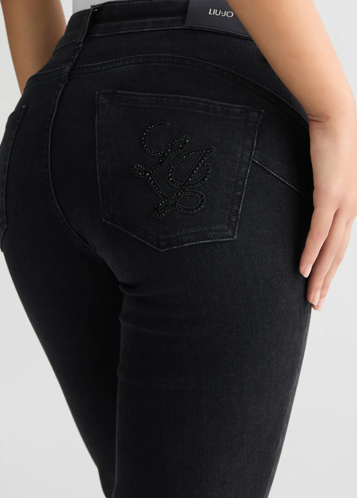 Jeans Capri con strass