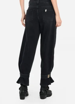 Jeans carrot fit a vita alta