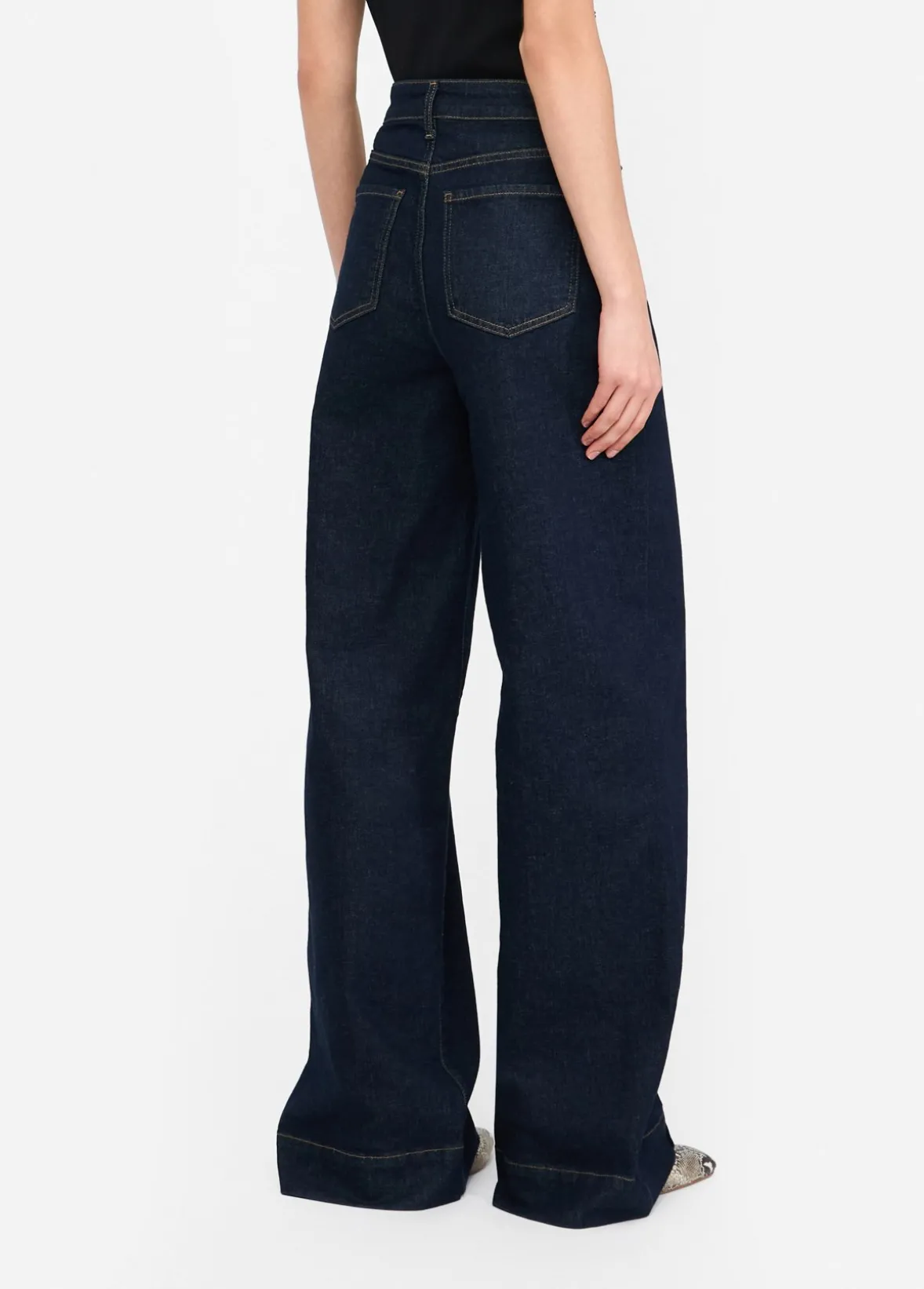 Jeans flare a vita alta con tasche