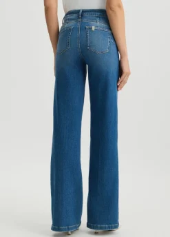 Jeans flare con cintura