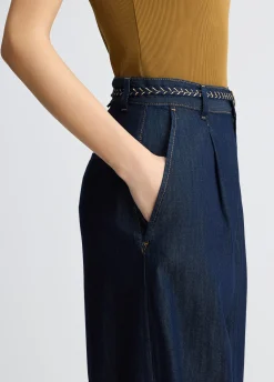 Jeans flare con pinces
