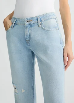 Jeans flare con strappi