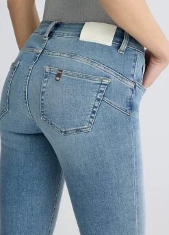 Jeans skinny con risvolto