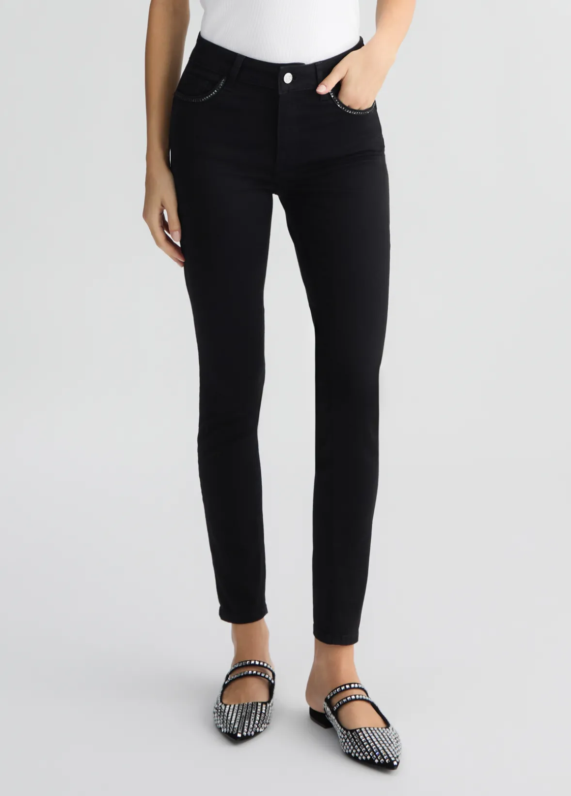 Jeans skinny con strass