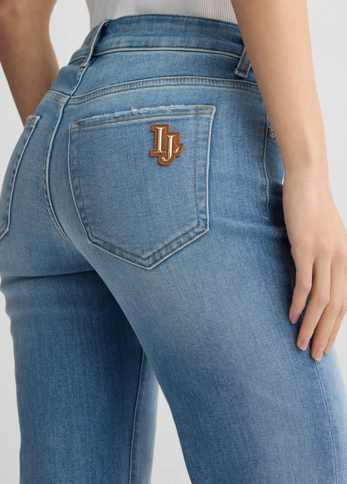 Jeans straight a vita bassa