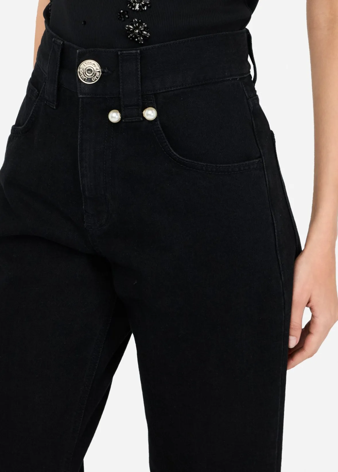 Jeans straight con perle gioiello