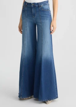 Jeans super flare a vita alta