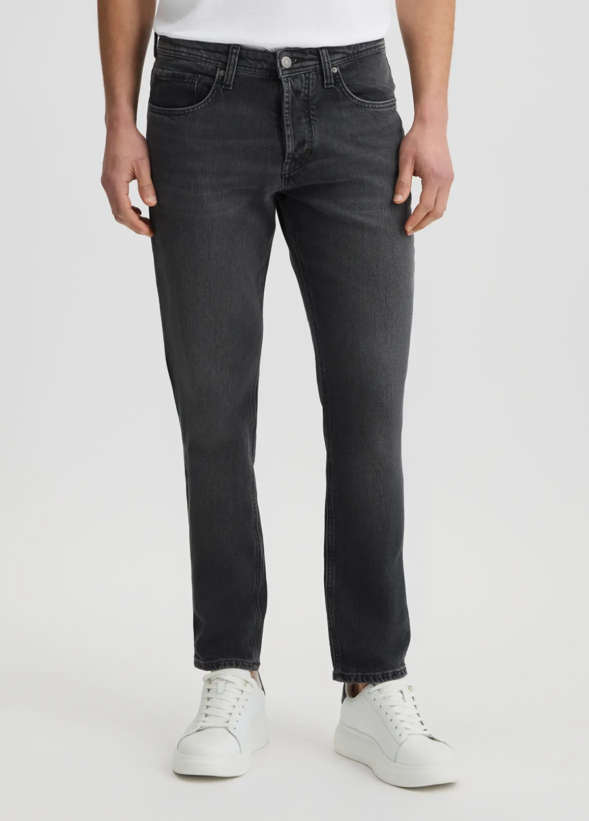 Jeans tapered fit