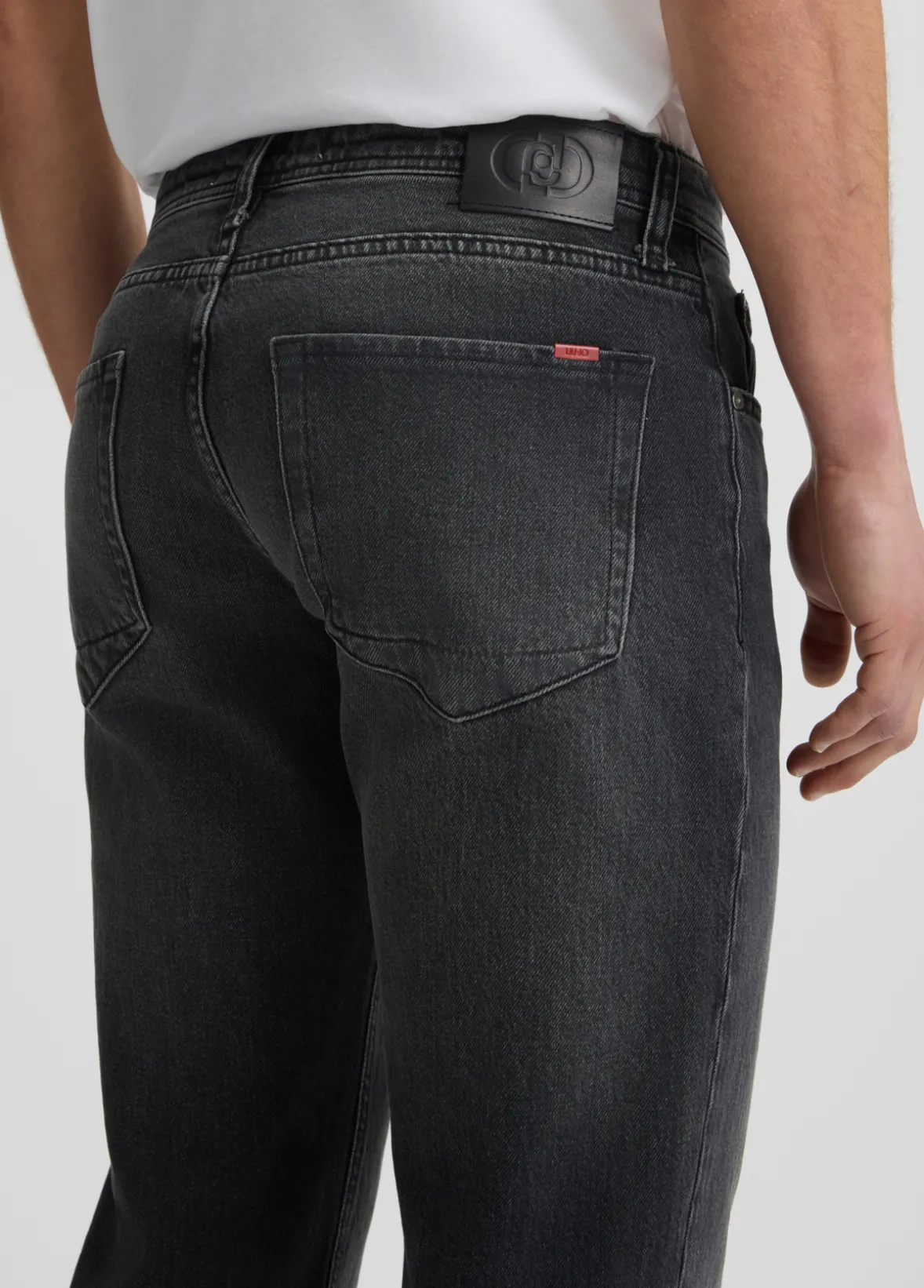 Jeans tapered fit