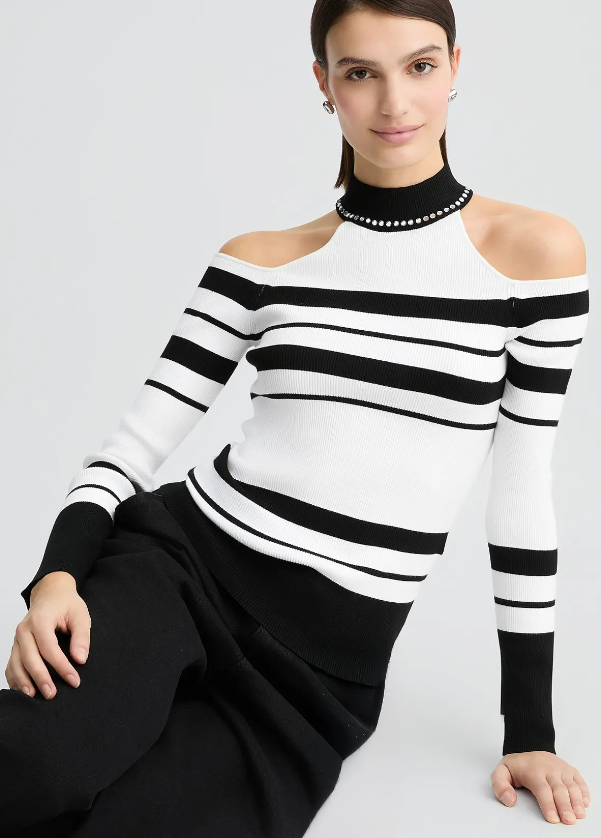 Maglia a righe con borchie