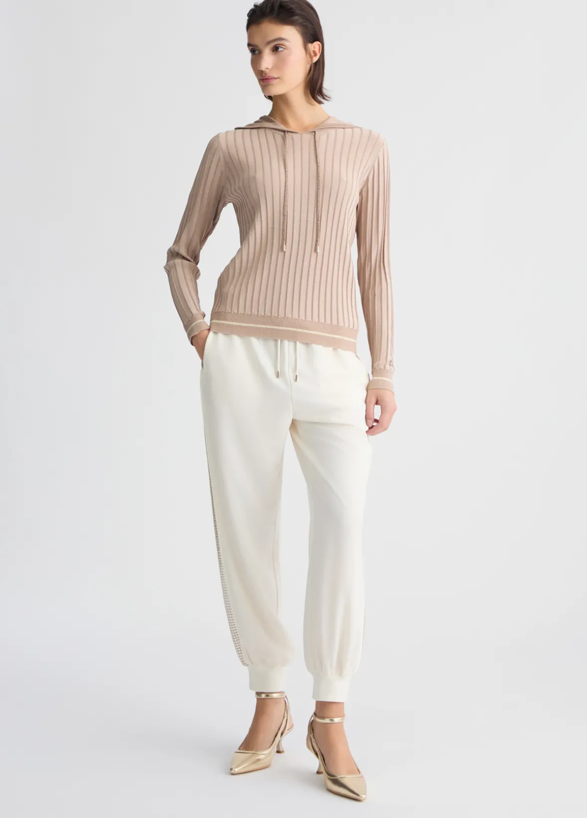 Maglia con cappuccio