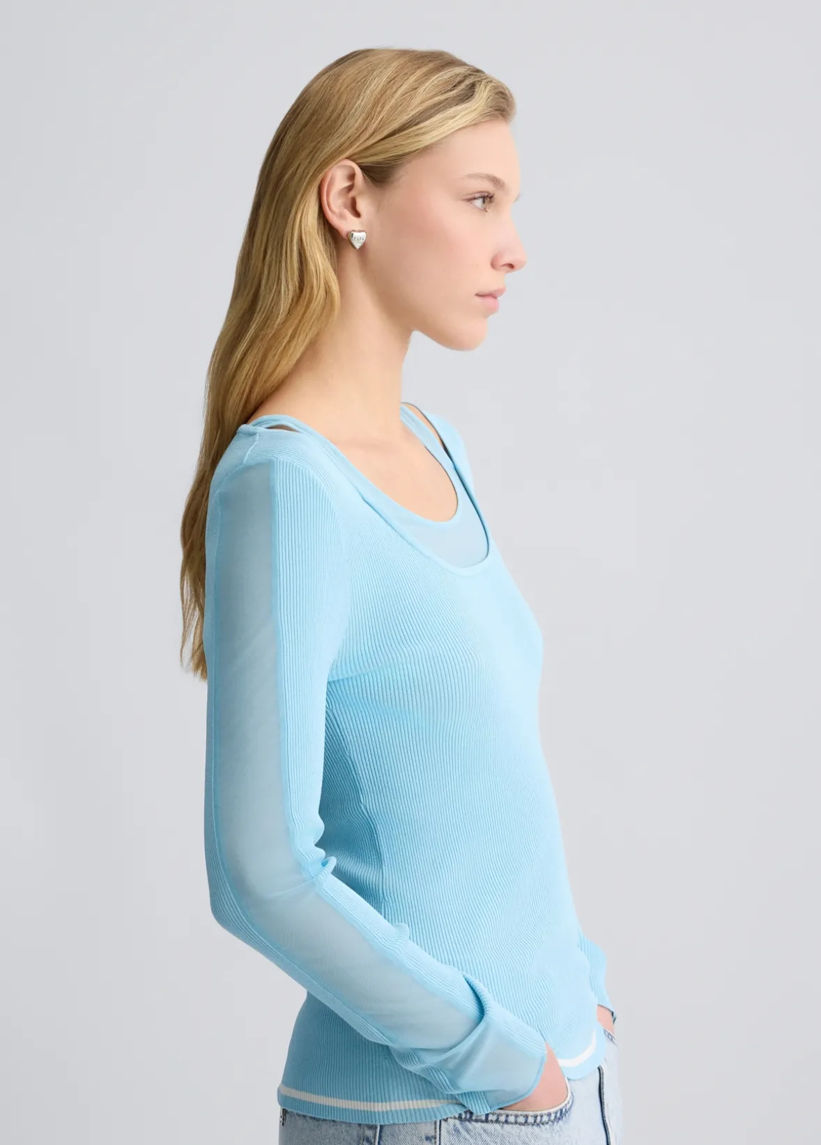 Maglia con inserti in tulle