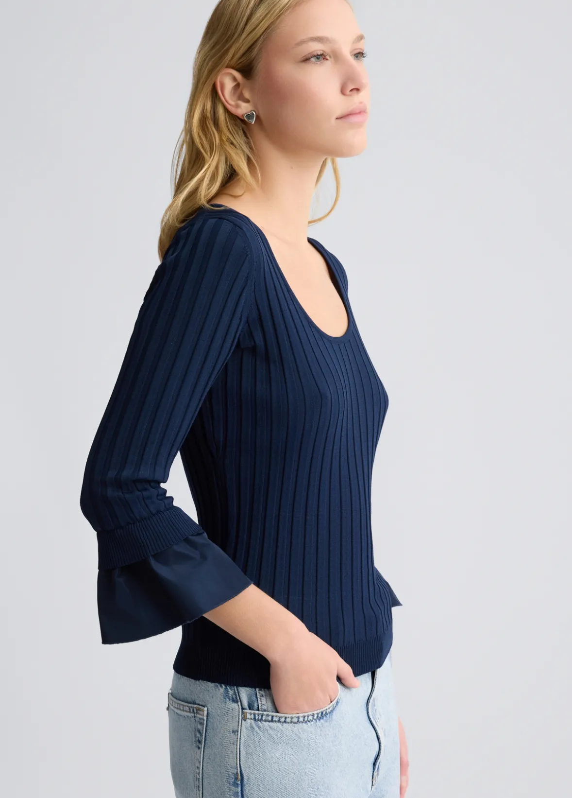 Maglia con maniche volants