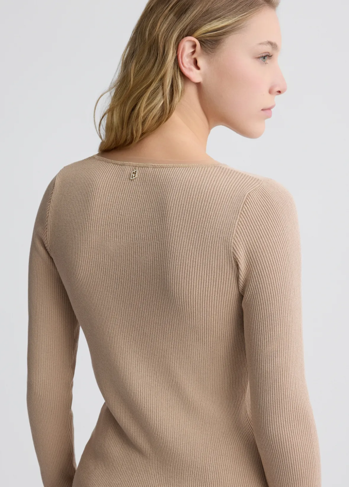 Maglia con scollo a V