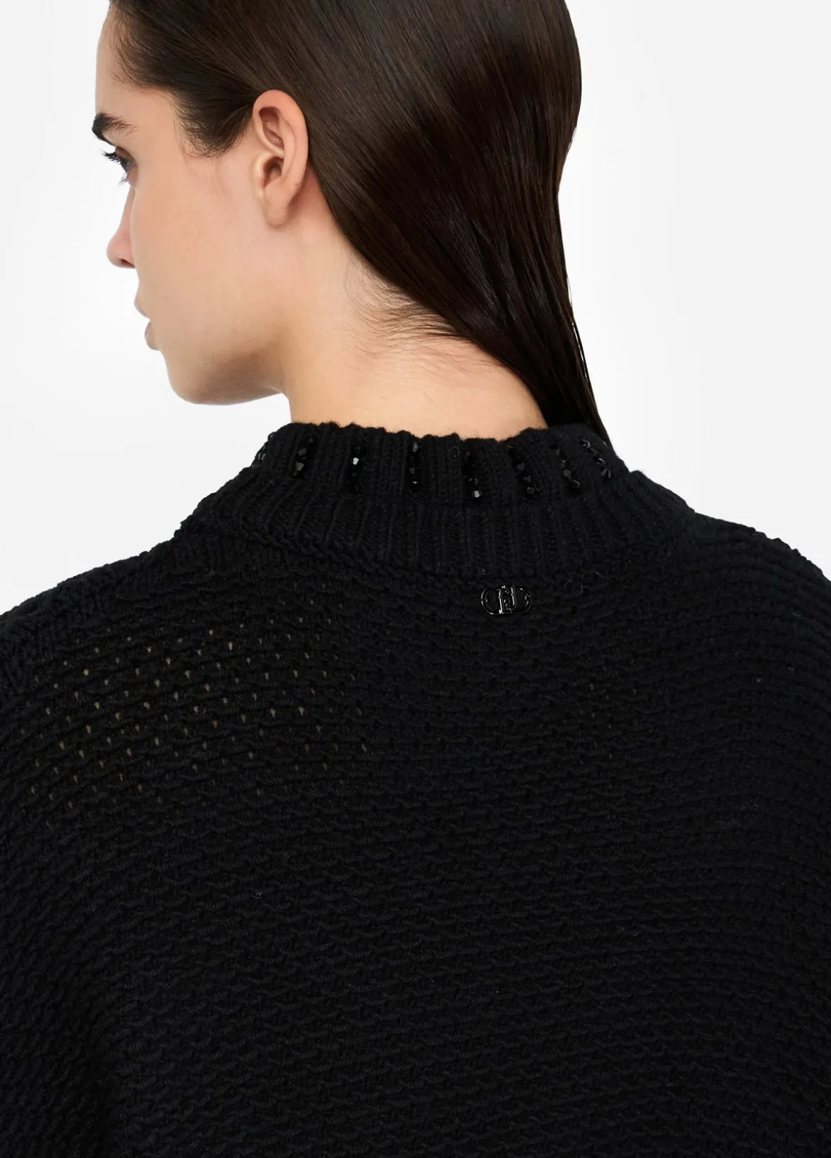 Maglia in lana con traforature