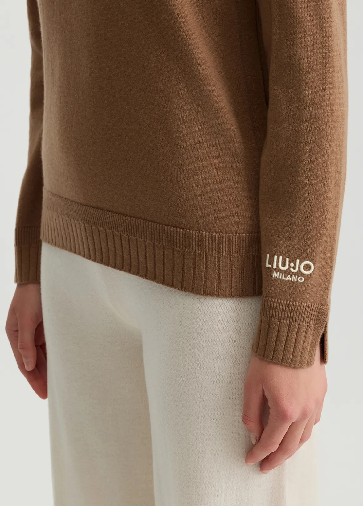 Maglia in lana e cashmere