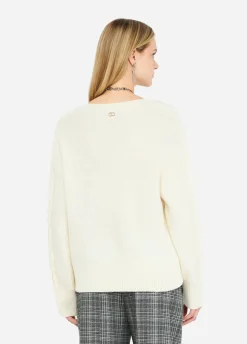 Maglione in lana a trecce