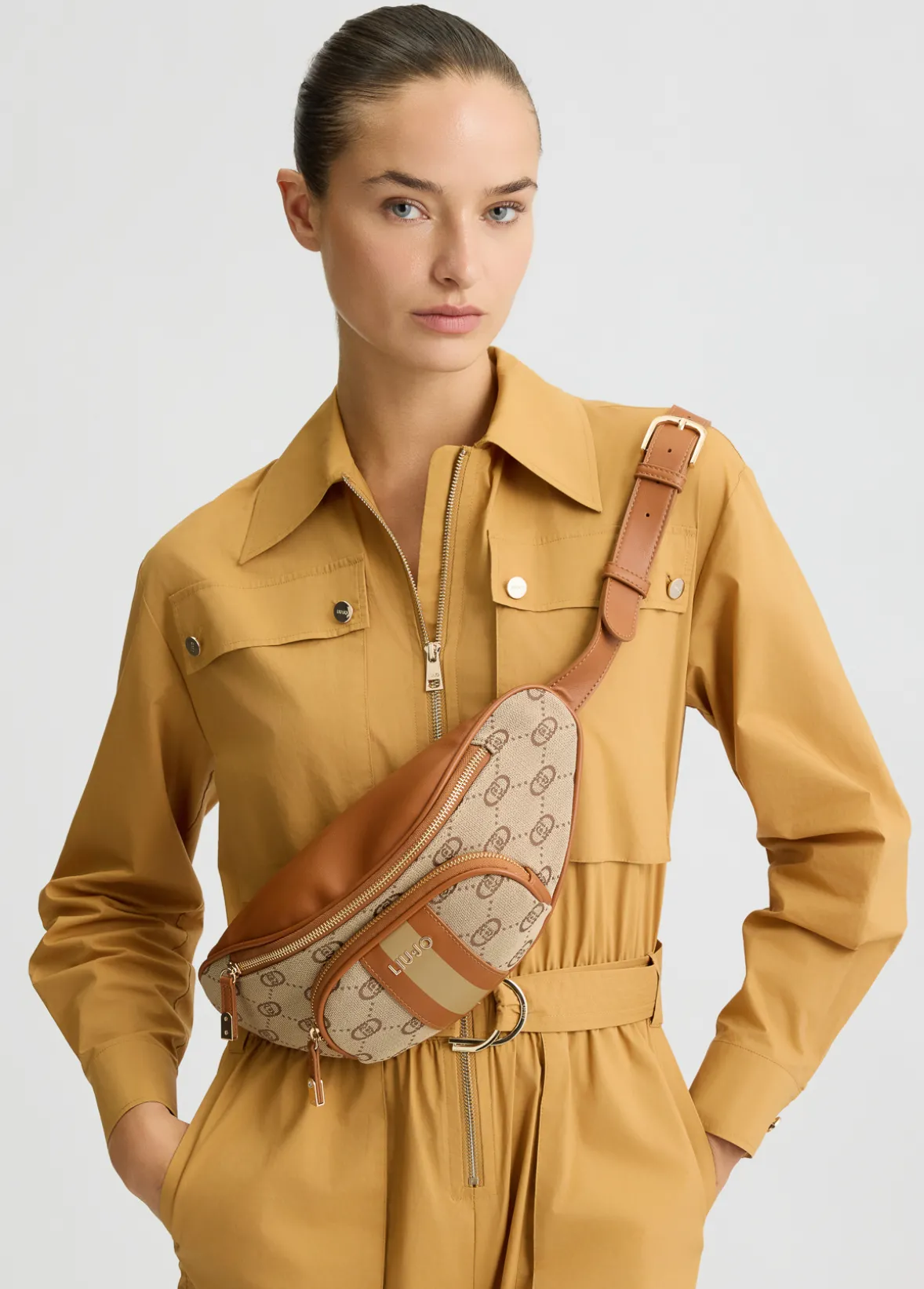 Marsupio jacquard con logo