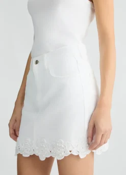 Minigonna con ricami crochet