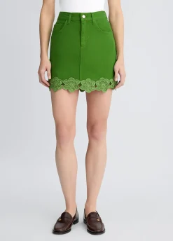 Minigonna con ricami crochet