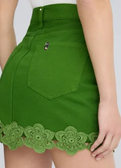Minigonna con ricami crochet