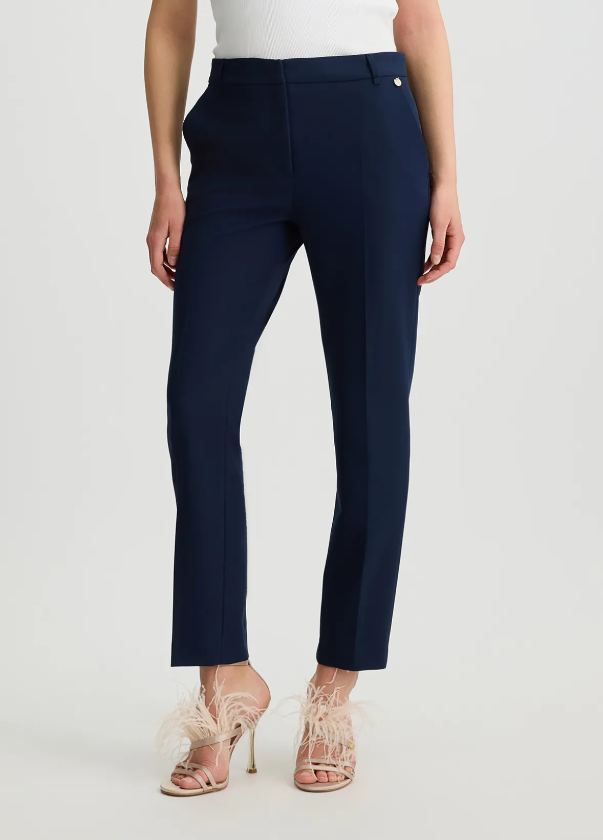Pantaloni a sigaretta