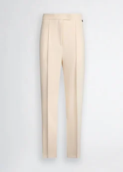 Pantaloni a sigaretta