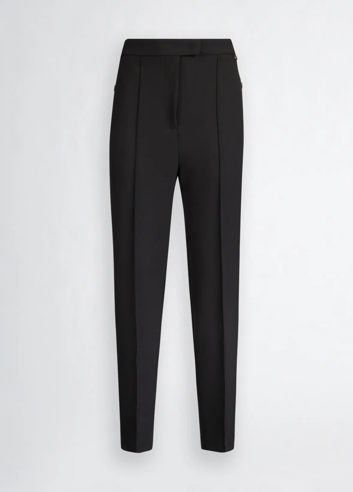 Pantaloni a sigaretta