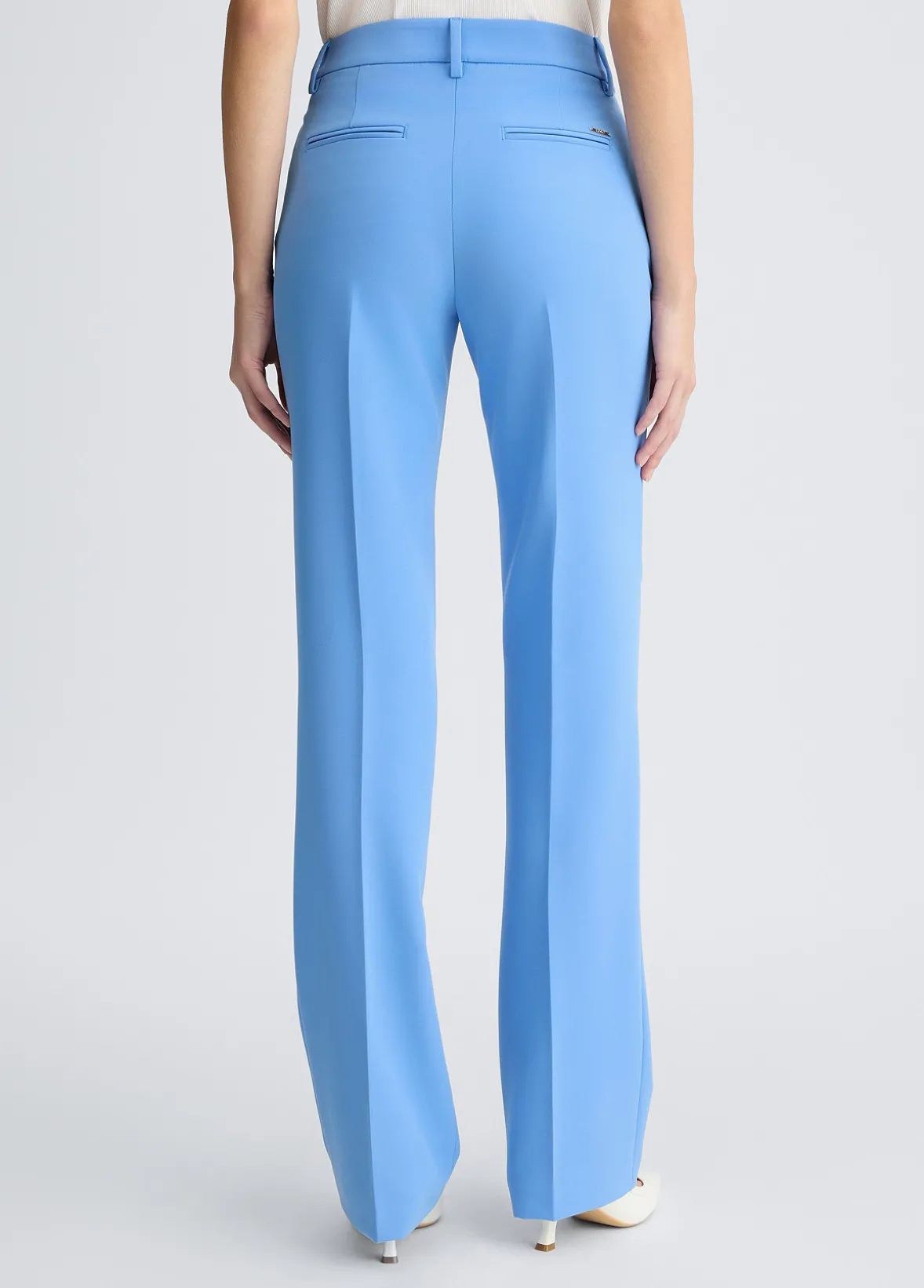 Pantaloni a vita alta