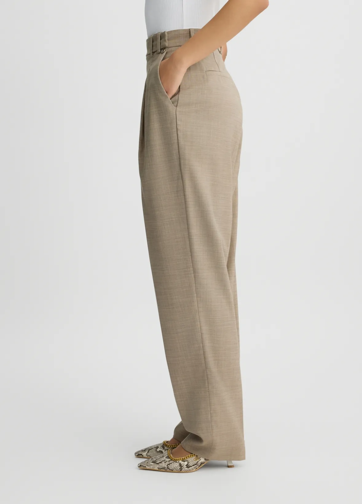 Pantaloni a vita alta