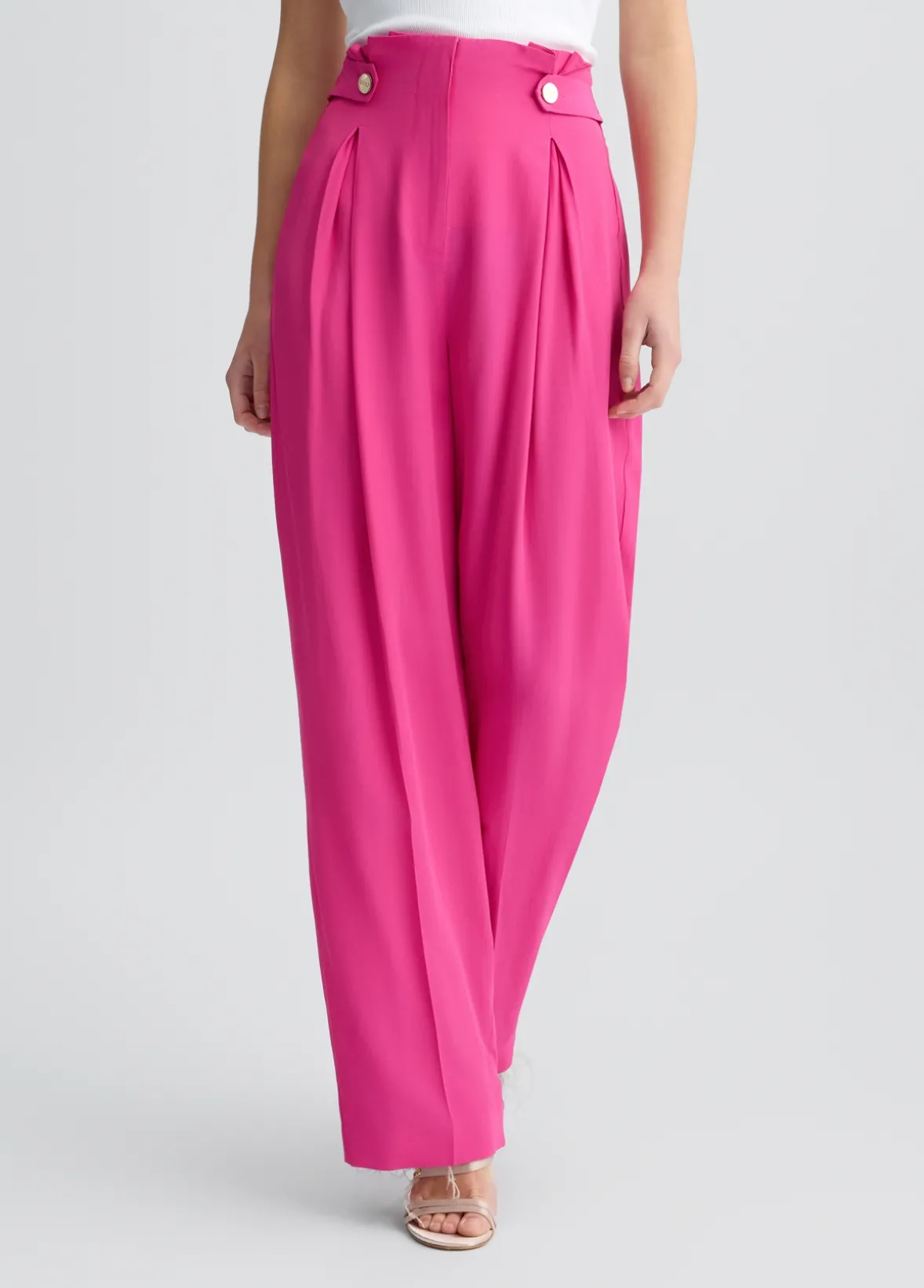 Pantaloni a vita alta con alamari