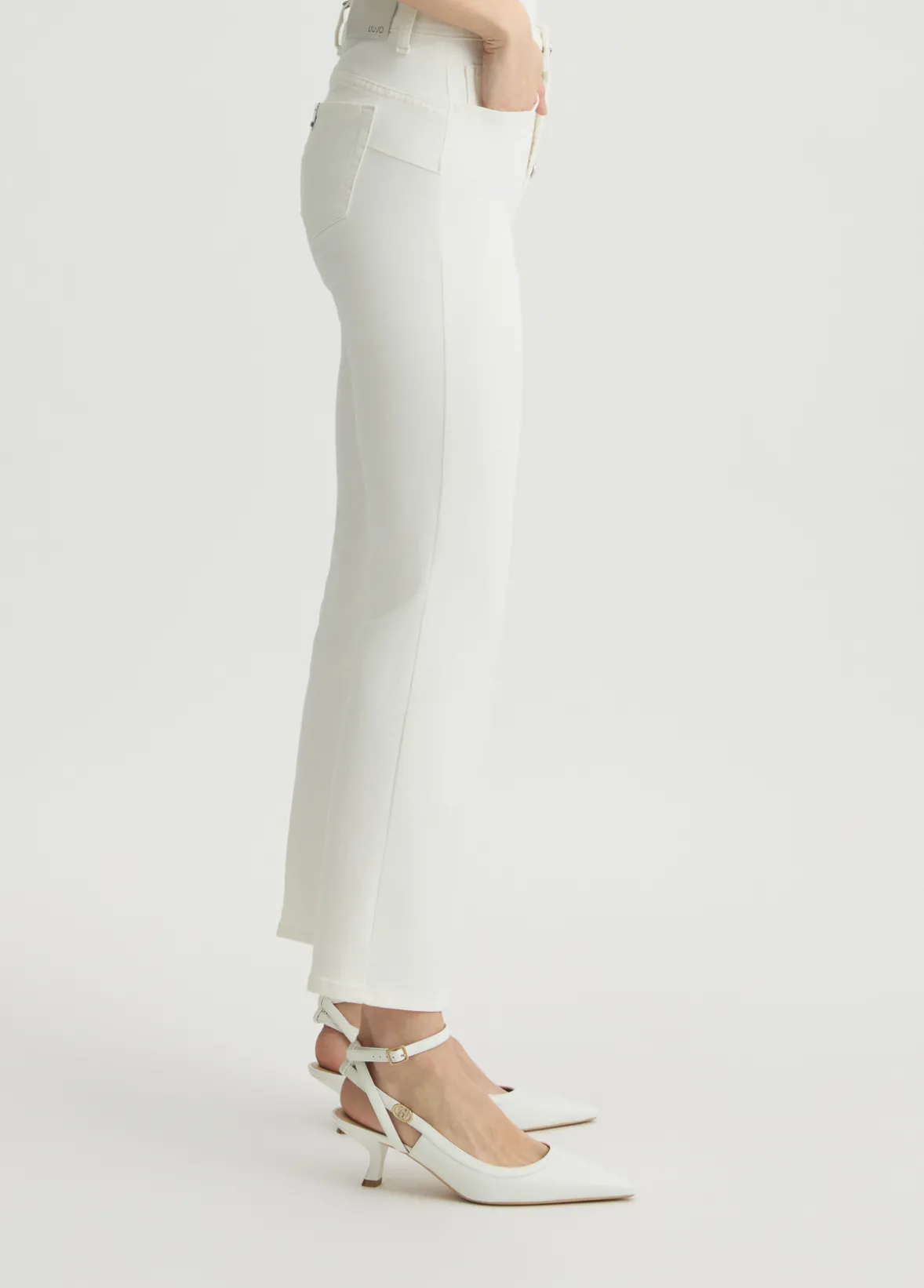 Pantaloni bootcut a vita alta