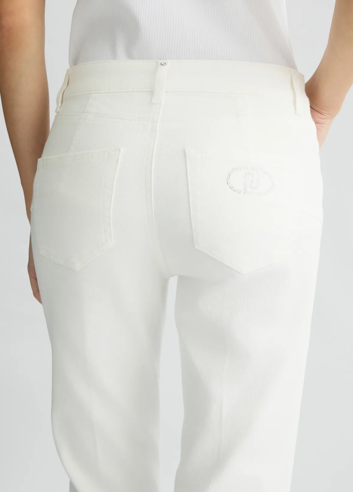 Pantaloni Capri con spacchetti