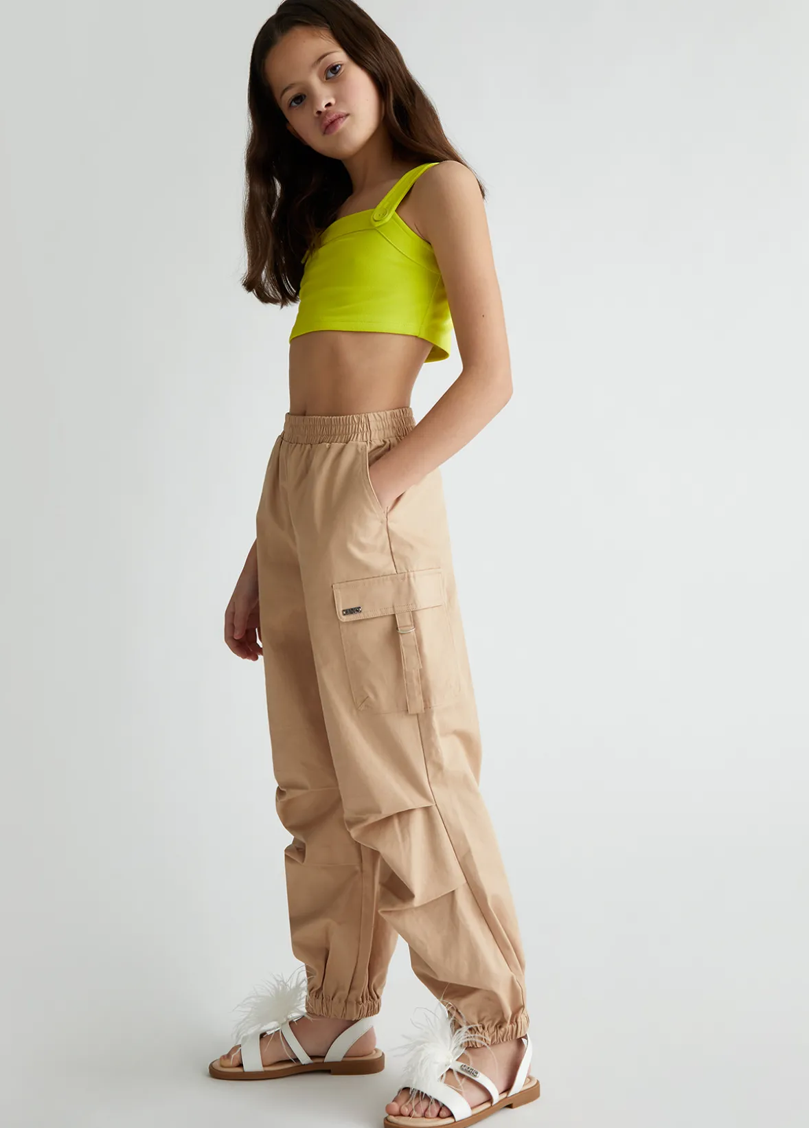 Pantaloni cargo