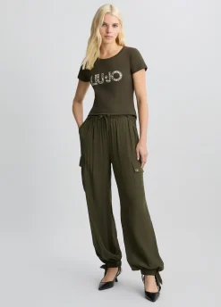 Pantaloni cargo