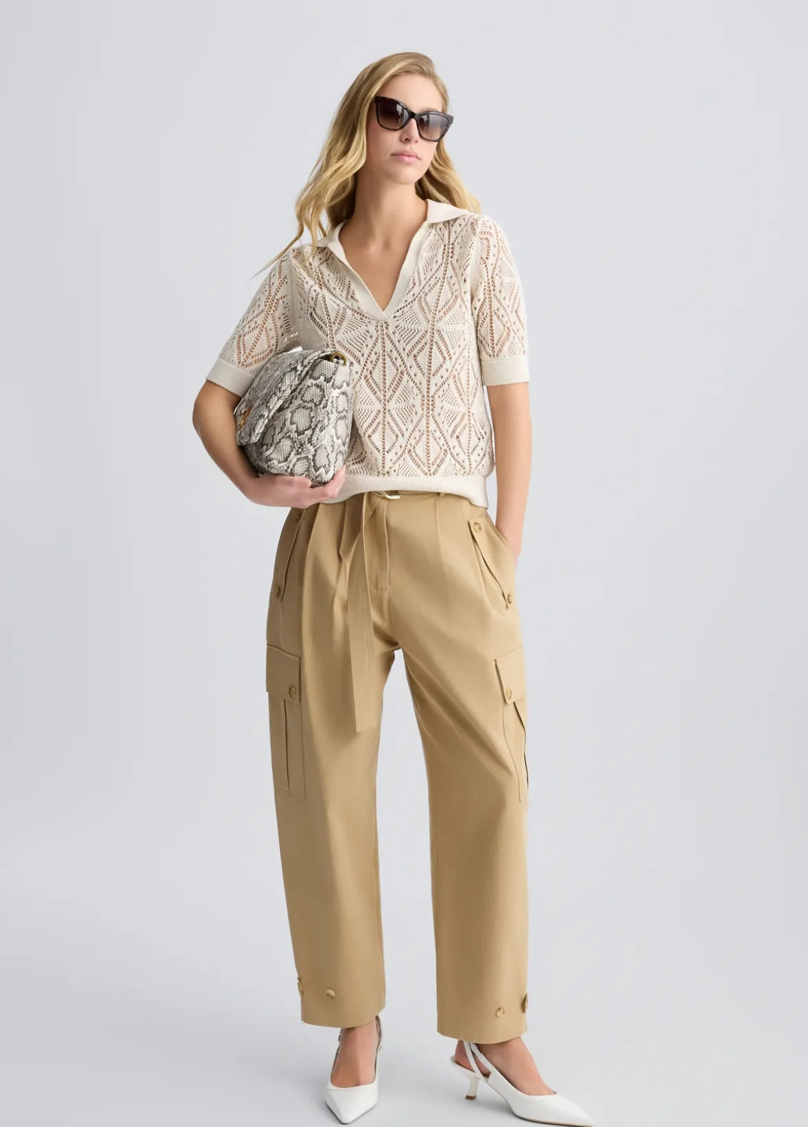 Pantaloni cargo con cintura