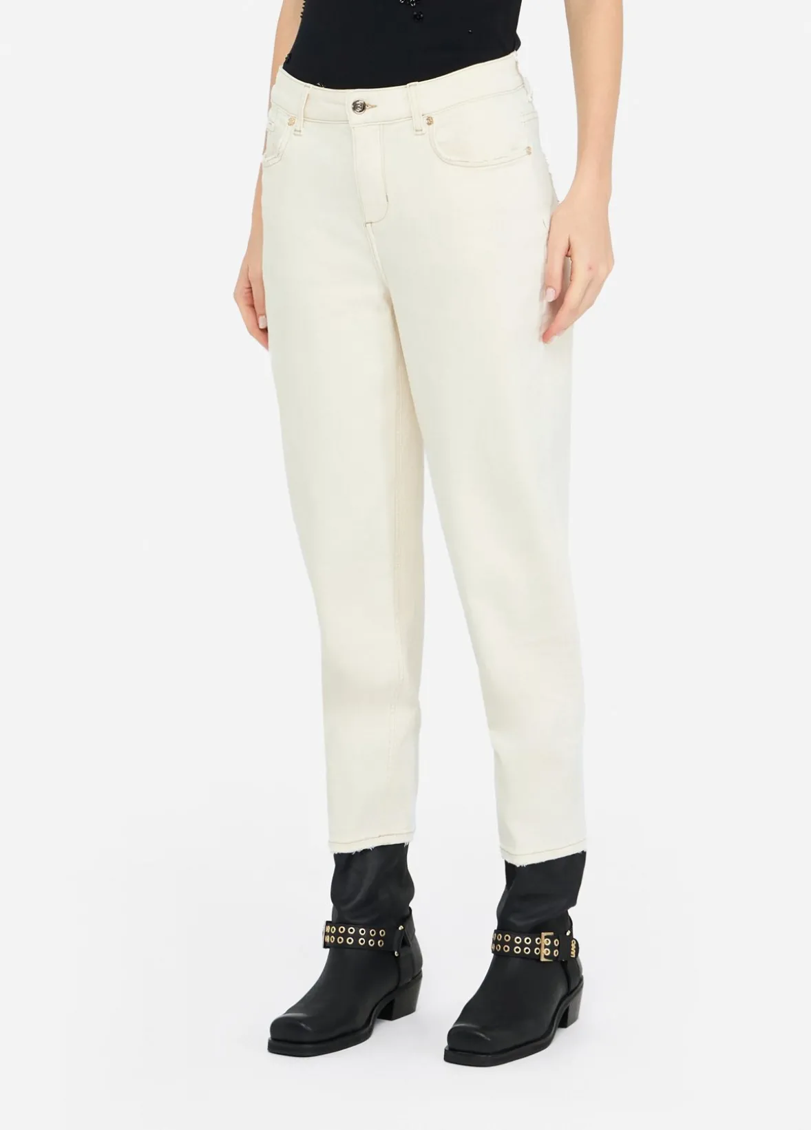 Pantaloni carrot fit